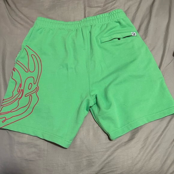 large BILLIONAIRE BOYS - Picture 2 of 3